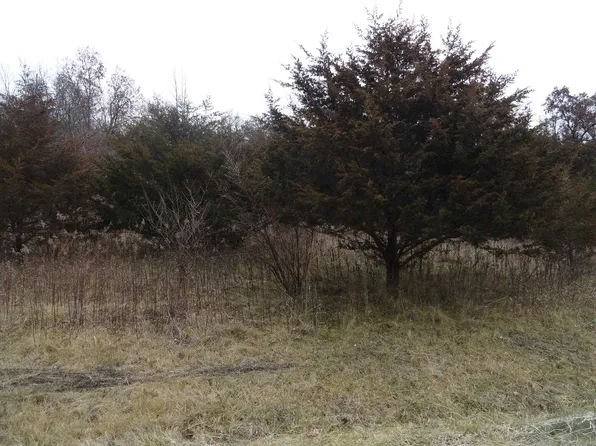 6 Winterwood Ln, Galena, IL 61036