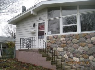 908 Carnegie Ave, Akron, OH 44314