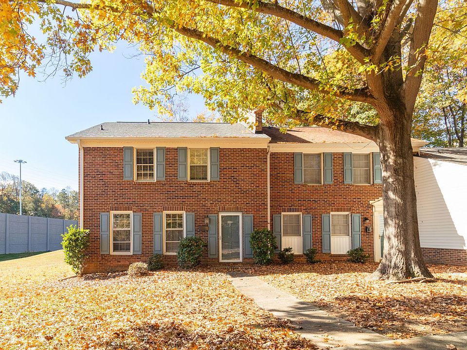 1st image of 3317 Regents Park Ln Unit C
