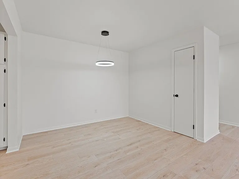 Fairfield Flats — Photo 60