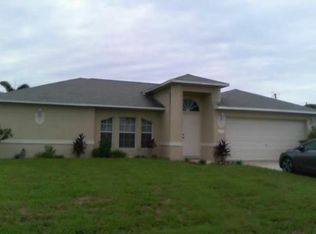 233 NE 23rd Pl, Cape Coral, FL 33909