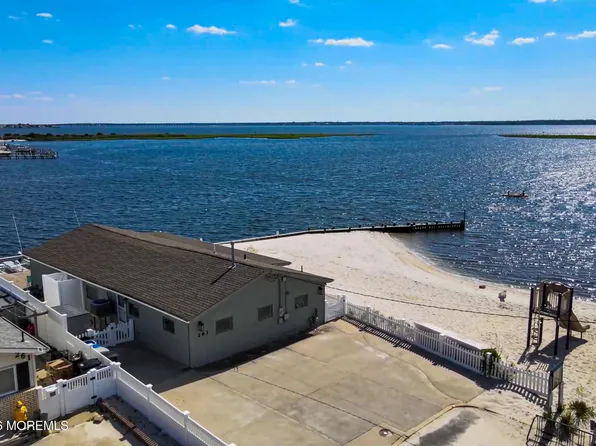 263 Bay Beach Way, Lavallette, NJ 08735