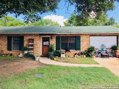 1005 Longleaf Dr, Floresville, TX, 78114
