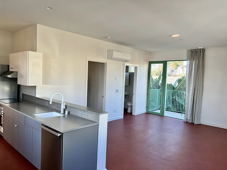 2730 1st Ave #202 — Photo 4