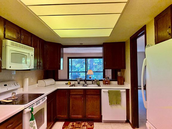 5th image of 8549 Irwin Rd APT 138
