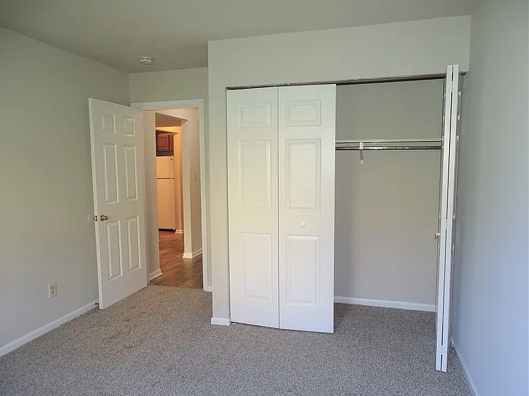 128 Hilldale Dr #K — Photo 10