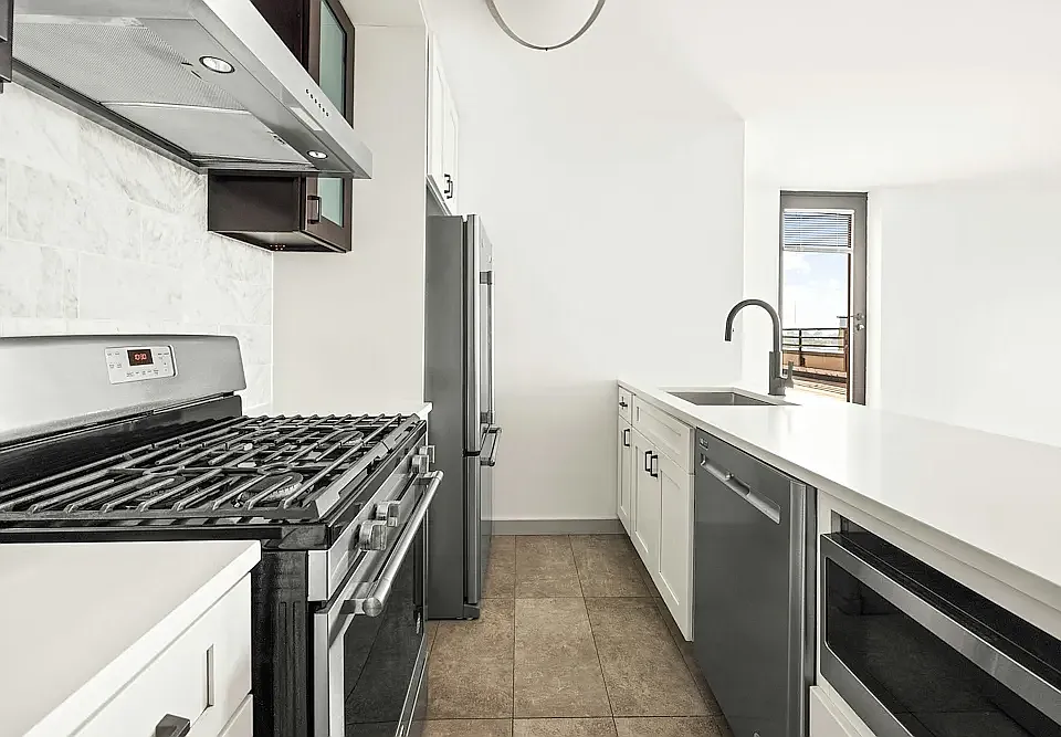 10-40 River Rd #9N40