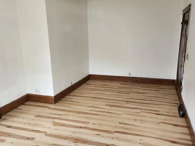 210 N London Ave #210 — Photo 6