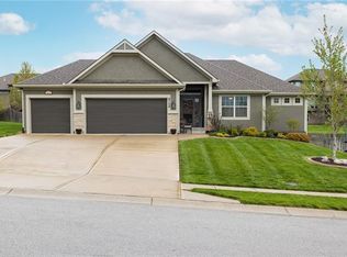 4704 NE 91st St, Kansas City, MO 64156