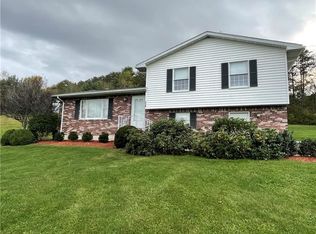 118 Hickory Rd, Punxsutawney, PA 15767