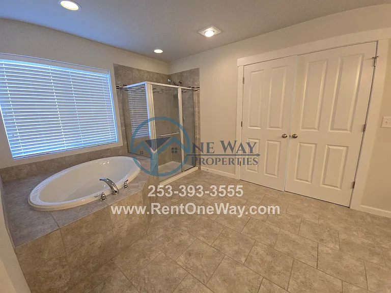 10518 191st Street Ct E — Photo 16