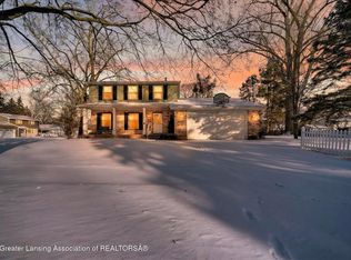 3344 Brisbane Dr, Lansing, MI 48911