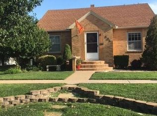 805 W 3rd St, Pratt, KS 67124