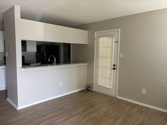 2nd image of 4172 Thalia Station Cir