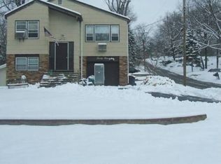 23 Greenwood Ave, Stanhope, NJ 07874