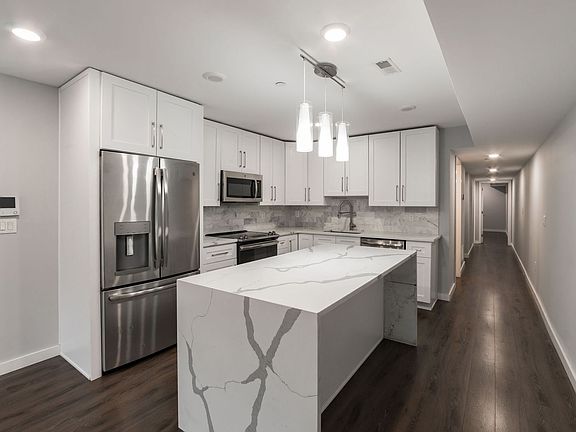 2nd image of 751 N 20th St Unit 4