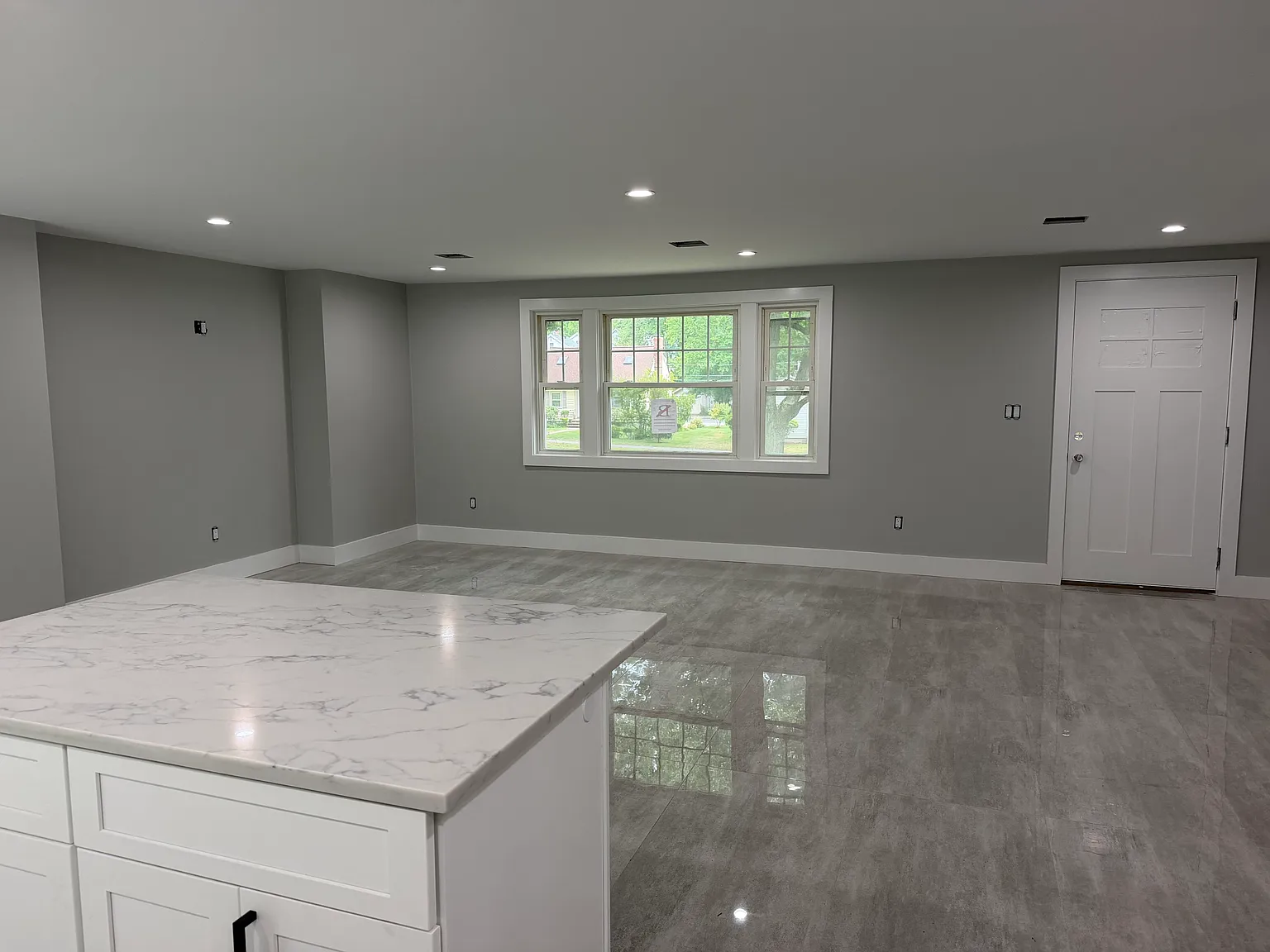 3 bed, 2000 sqft, $4,800 — Photo 4
