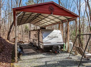 304 9th St, Ellijay, GA 30540