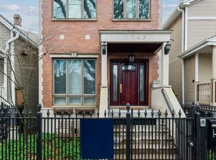 1743 W Fletcher St, Chicago, IL 60657