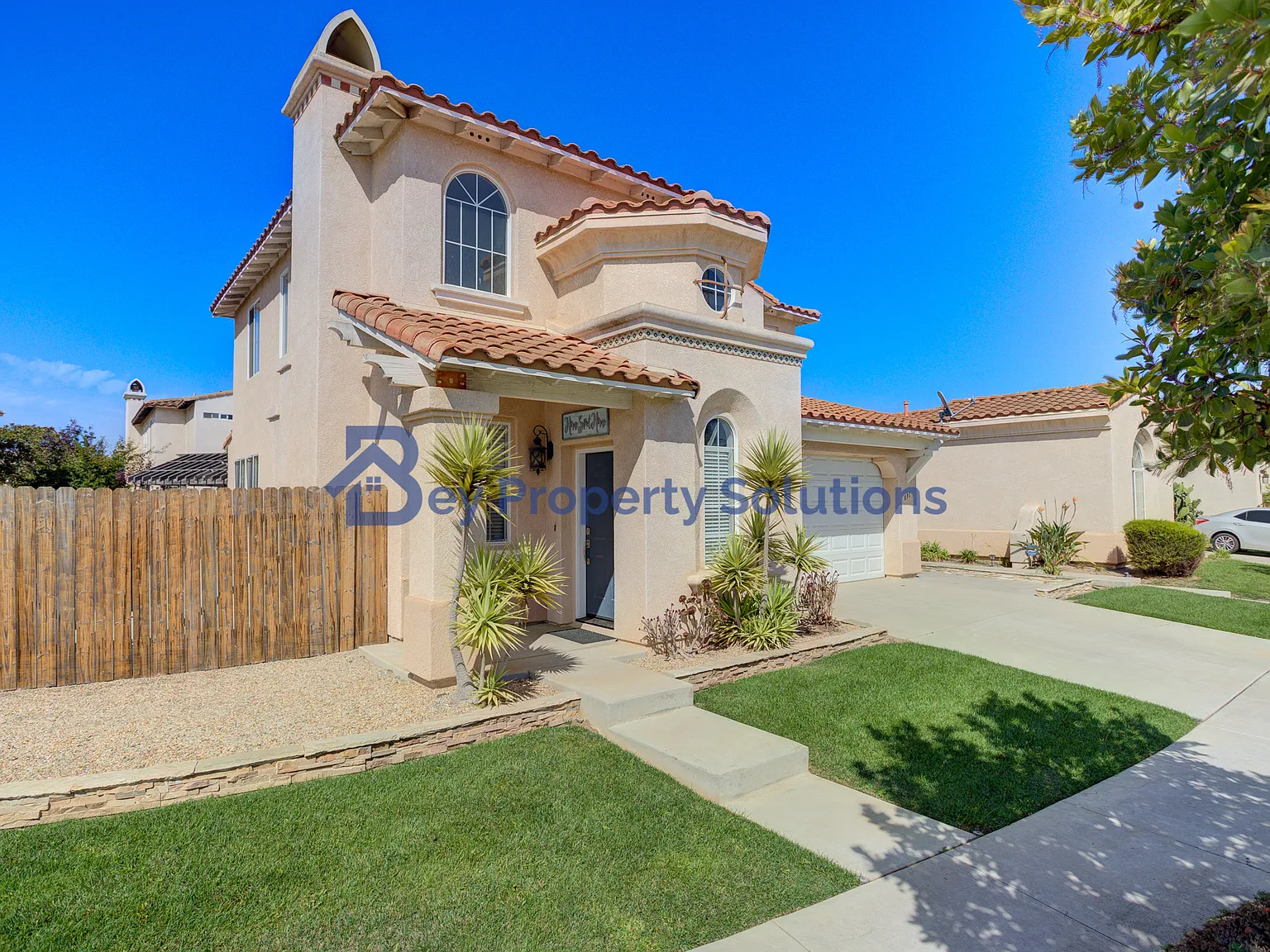4 bed, 1966 sqft, $4,250 — Photo 3