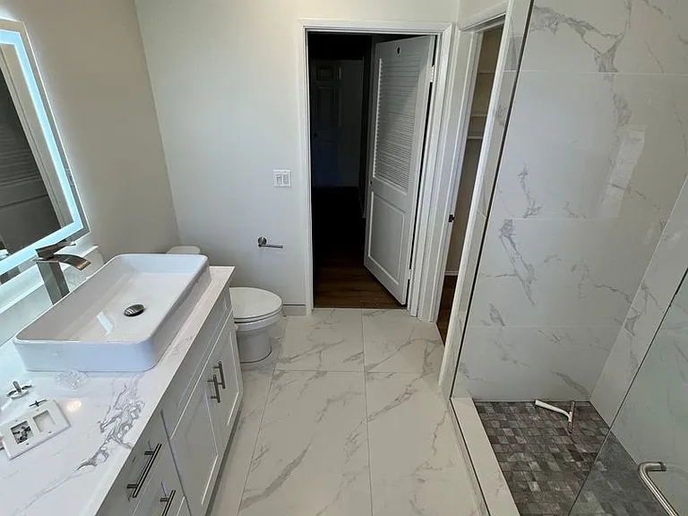 2570 Wallingford Rd — Photo 15