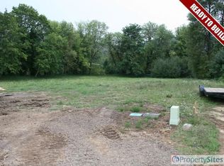 550 N 1st St, Drain, OR 97435