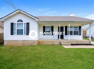 703 Lou Gehrig Cir, La Vergne, TN 37086