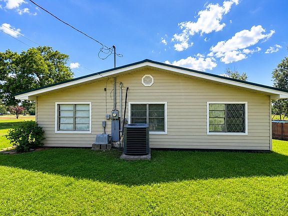 3rd image of 8535 Fm 365 Rd