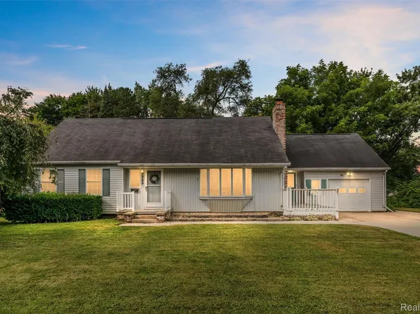 709 Baywood Ln, Davison, MI 48423