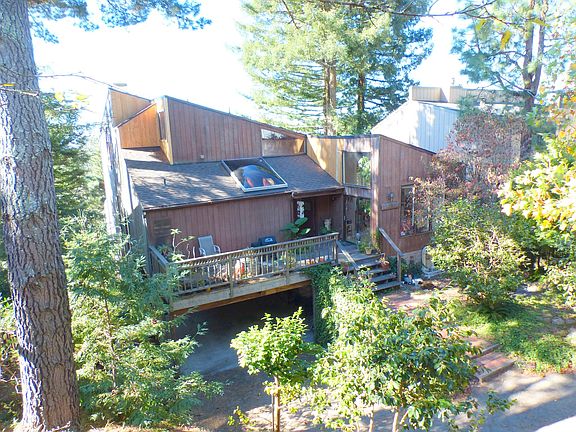 the house- view from street