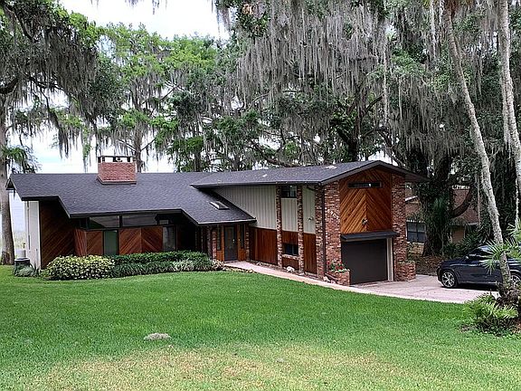 2nd image of 6907 Lake View Dr