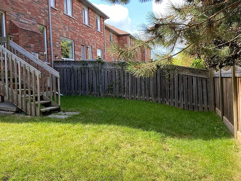 39 Levellands Cres — Photo 29