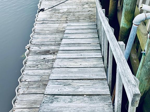 Steps to the dock.