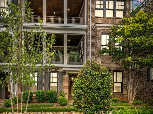 3608A W End Pl, Nashville, TN 37205