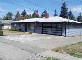 815 8th Ave, Sweet Home, OR 97386