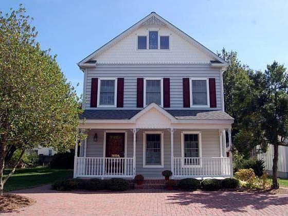 1st image of 419 Burton Ave
