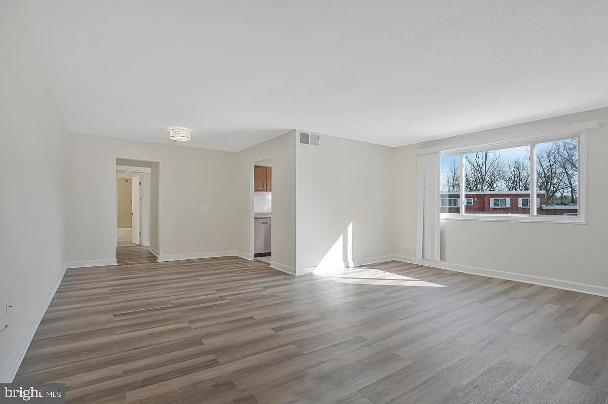 Park Place Condo — Photo 2