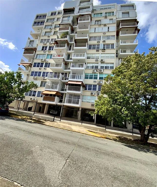 2 bed, 2.0 bath, 1100 sqft, $1,800 — Photo 1