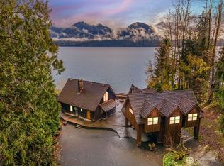 52 Lakeview Dr, Amanda Park, WA 98526