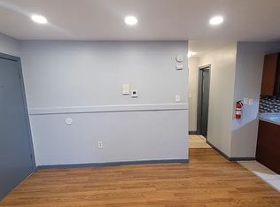 44 4th St #F, Elizabethport, NJ 07206