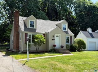 34 Wakeley Rd, Newington, CT 06111