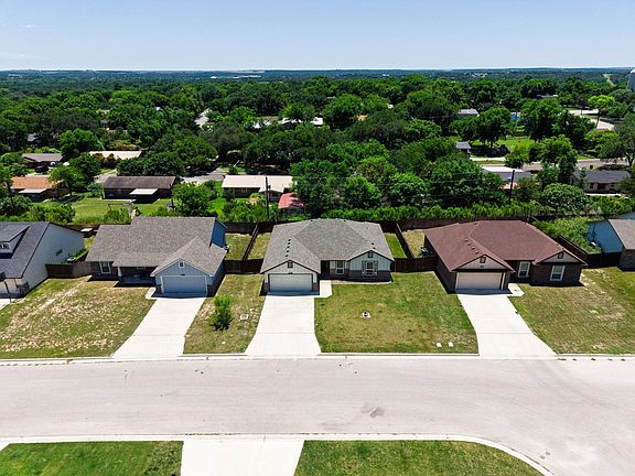4th image of 1124 Limestone Drive