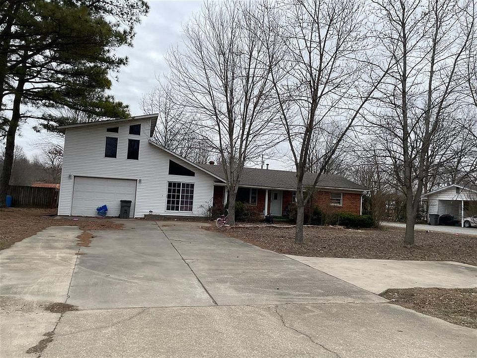1st image of 705 Reynolds Rd