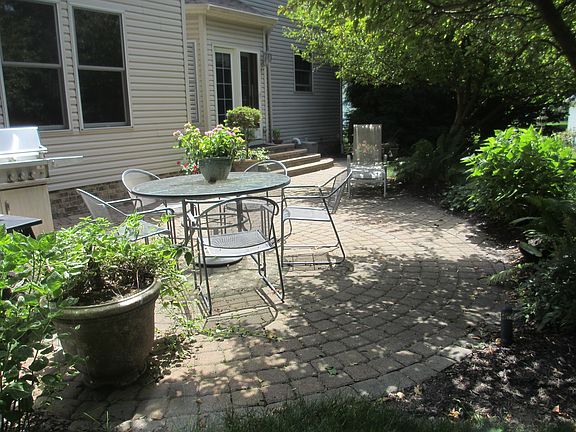 3rd image of 5526 Primavera Dr