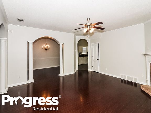 5th image of 8711 Rogers Park Ave