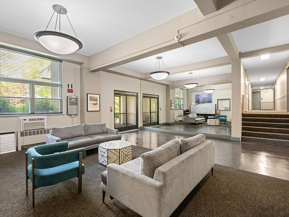 1st image of 5000 Woodbine Ave APT 217