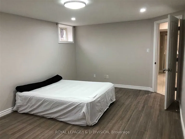 778 Upper Wellington St #LOWER — Photo 10
