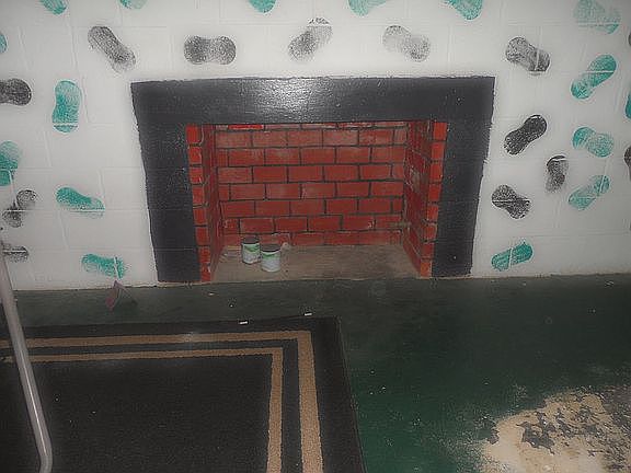2nd image of 2410 Washington St