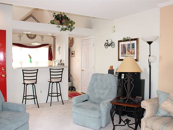 5th image of 5839 Foxfield Dr