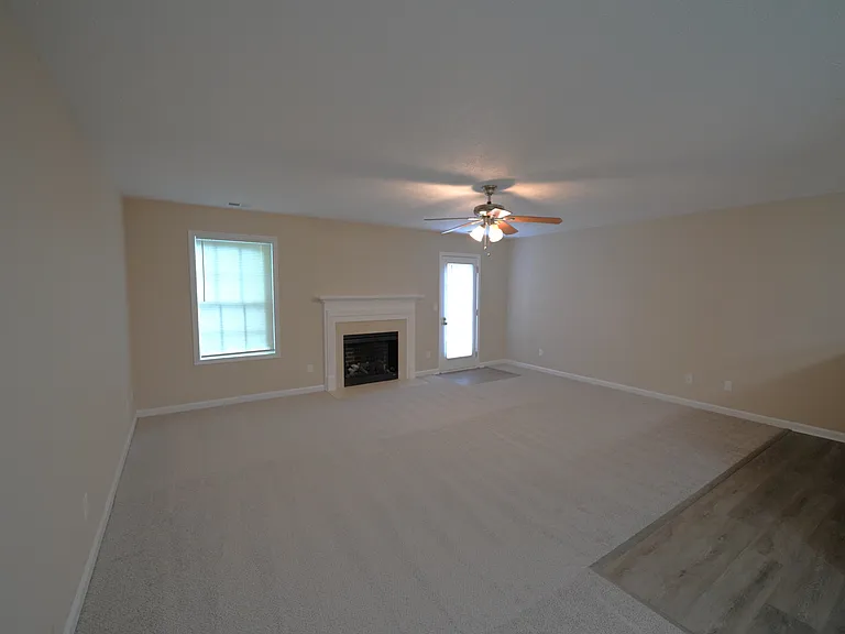 138 Alton Cir — Photo 9